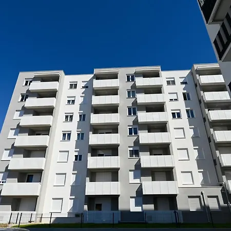 Apartman Lovre *